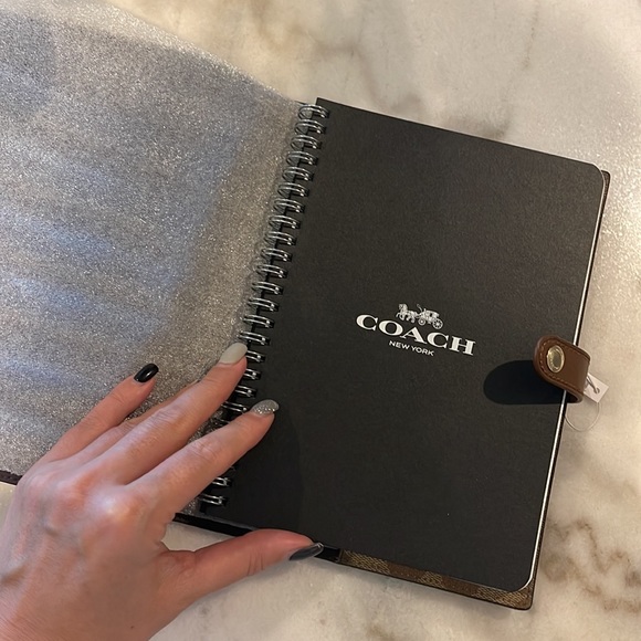 New COACH Signature Canvas Notebook , planner, journal, diary beige brown - Picture 3 of 13